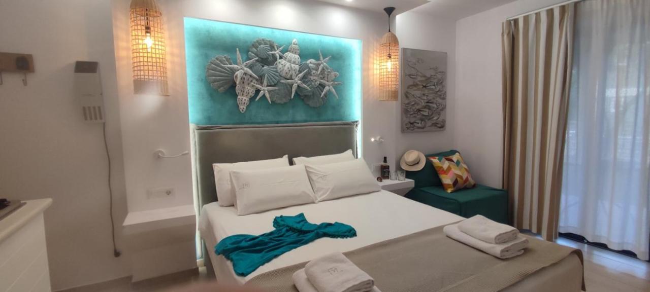Ilianthos Apartments & Rooms Mikros Gialos Exteriör bild